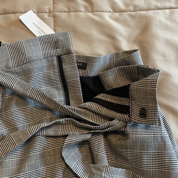Banana Republic paper bag plaid front tie skirt - Picture 7 of 7